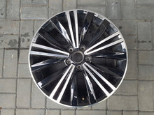 Laden Sie das Bild in den Galerie-Viewer, 1x Alufelge 18 Zoll 7.0" 5x112 43ET Glanz Schwarz 5NA601025A VW Tiguan Rim Wheel FEL1845290039cu
