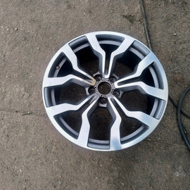 1x Alufelge 19 Zoll 8.5