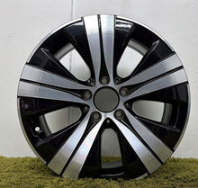 Laden Sie das Bild in den Galerie-Viewer, 1x Alufelge 17 Zoll 7.0" 5x112 44 5ET A2064017100 Mercedes-Benz W206 Rim Wheel FEL9895087280ky