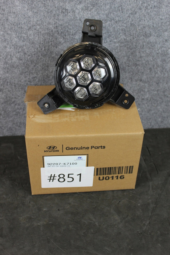 Frontscheinwerfer Hyundai I10 III 92207-K7100 Vorderseite Scheinwerfer Headlight SCH2825834416yw