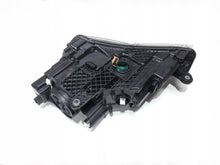 Laden Sie das Bild in den Galerie-Viewer, Frontscheinwerfer Skoda Superb III 3V1941016B Xenon Rechts Headlight