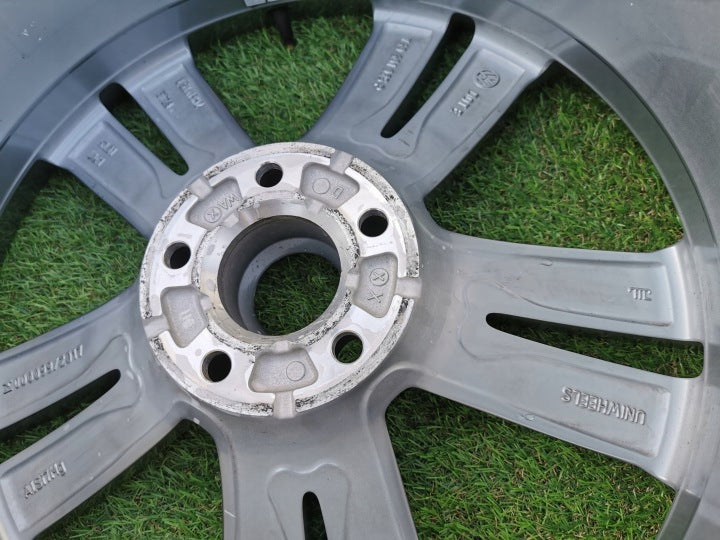 1x Alufelge 19 Zoll 8.5" 5x112 28ET Glanz Graphit 760601025P VW Touareg FEL5287985376me