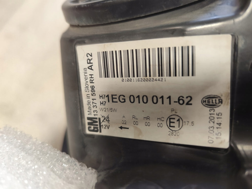 Frontscheinwerfer Opel Astra J 13371596 Rechts Scheinwerfer Headlight SCH3011807505eg