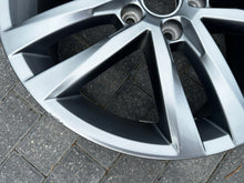 Load image into Gallery viewer, 1x Alufelge 17 Zoll 7.0" 5x112 40ET Glanz Grau 3G0601025K VW Passat Rim Wheel FEL1440947193cg