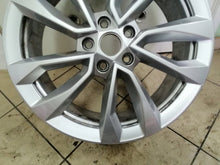 Laden Sie das Bild in den Galerie-Viewer, 1x Alufelge 18 Zoll 7.0" 5x112 45ET 57A601025 Skoda Kodiaq Rim Wheel FEL2811102394pg
