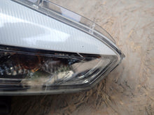 Laden Sie das Bild in den Galerie-Viewer, Frontscheinwerfer Hyundai I20 Gb 92102-C8000 Rechts Scheinwerfer Headlight