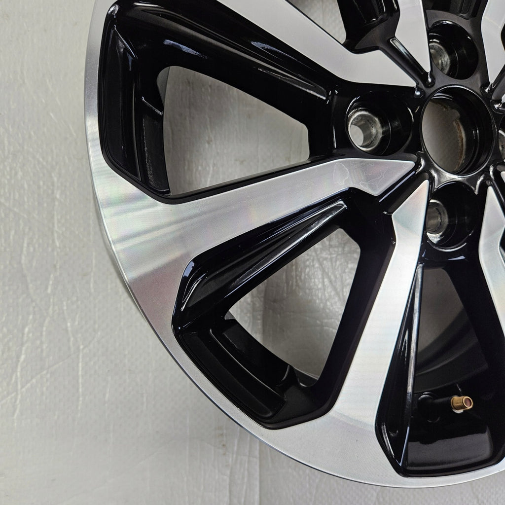 1x Alufelge 15 Zoll 5.0" 4x100 46ET Mitsubishi Carisma Space Star Colt I FEL4790803156ck
