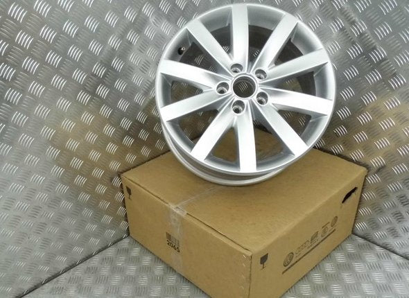 1x Alufelge 17 Zoll 7.0" 5x112 45ET Glanz Silber 5K0601025 VW Passat B7 Golf Vii