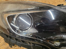 Laden Sie das Bild in den Galerie-Viewer, Frontscheinwerfer Opel Zafira C 13399859RH LE10A6239030126320200 Rechts SCH3314637407bi