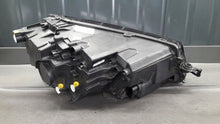 Laden Sie das Bild in den Galerie-Viewer, Frontscheinwerfer Skoda Karoq 57B941015D LED Links Scheinwerfer Headlight SCH1485630490dk
