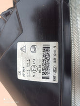 Laden Sie das Bild in den Galerie-Viewer, Frontscheinwerfer Ford Focus II 4M51-13101FA Xenon Ein Stück (Rechts oder Links) SCH1347523044mr