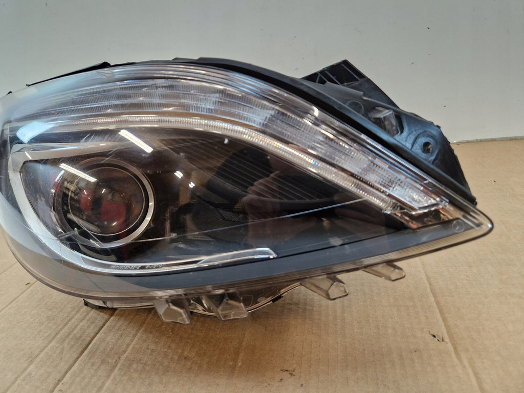 Frontscheinwerfer Mercedes-Benz W246 2468207261 LED Rechts Headlight SCH4602483965ad