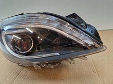 Laden Sie das Bild in den Galerie-Viewer, Frontscheinwerfer Mercedes-Benz W246 2468207261 LED Rechts Headlight SCH4602483965ad