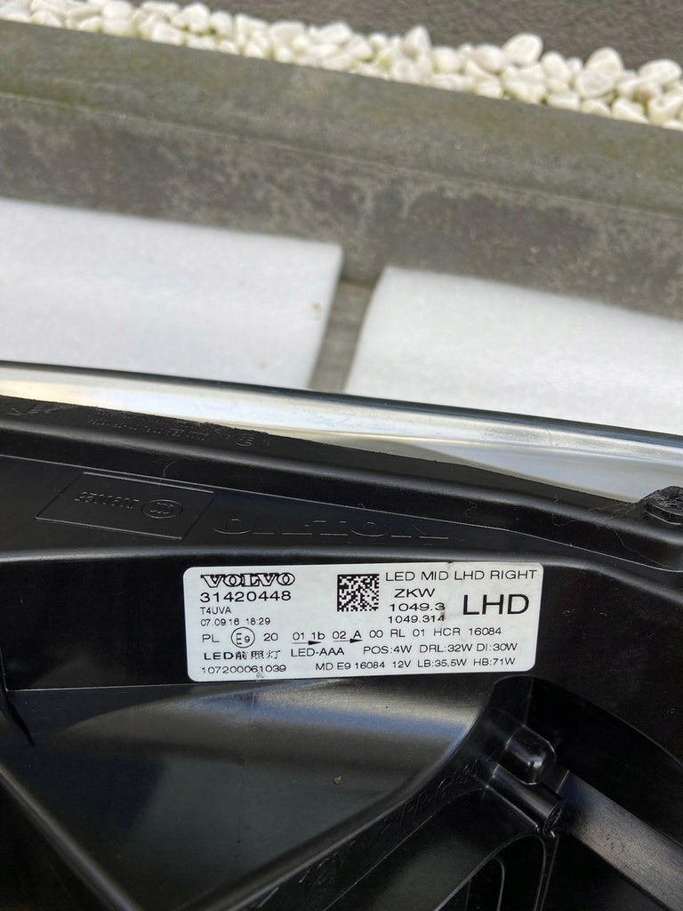 Frontscheinwerfer Volvo V40 32228479 32228478 Ein Stück (Rechts oder Links) SCH5666316854xy
