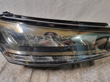 Laden Sie das Bild in den Galerie-Viewer, Frontscheinwerfer Skoda Fabia IV 6VB941016 FALSE Scheinwerfer Headlight SCH9943874321yq