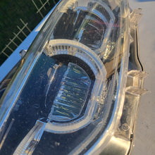 Laden Sie das Bild in den Galerie-Viewer, Frontscheinwerfer BMW X1 F48 7193708 LED Rechts Scheinwerfer Headlight SCH4541768135ja