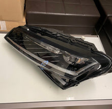 Load image into Gallery viewer, Frontscheinwerfer Skoda Superb III 3V1941015D Full LED Links Headlight SCH7839447285sc