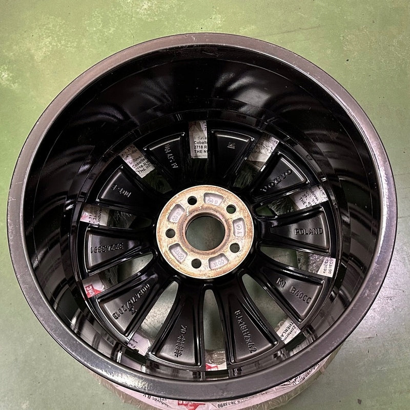 1x Alufelge 18 Zoll 8.0" 5x108 42ET Glanz Schwarz 32243391 Volvo Rim Wheel FEL6468991685zb