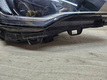 Laden Sie das Bild in den Galerie-Viewer, Frontscheinwerfer Opel Astra K 39047199 Rechts Scheinwerfer Headlight SCH9770791269hh