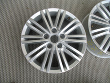 Laden Sie das Bild in den Galerie-Viewer, 1x Alufelge 17 Zoll 7.0" 5x120 55ET 7E0601025J VW Multivan Rim Wheel FEL7651209348zx