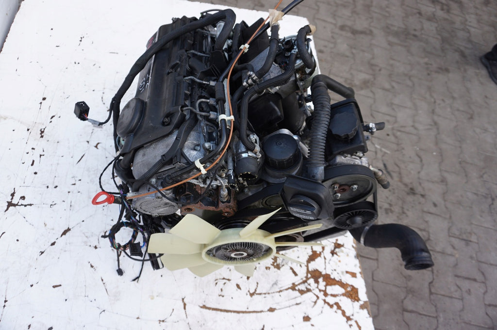 Motor Mercedes-Benz Vito W639 646982 2.2 CDI 93TKm Diesel Engine Komplett