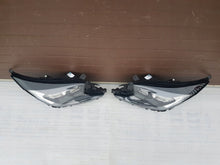 Load image into Gallery viewer, Frontscheinwerfer Toyota Aygo X 0H-31 Ein Satz Scheinwerfer Headlight SCH7490371762zh