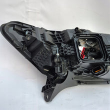 Laden Sie das Bild in den Galerie-Viewer, Frontscheinwerfer Renault Captur I 260606152R Links Scheinwerfer Headlight SCH7681231612mj