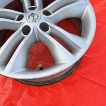 Load image into Gallery viewer, 1x Alufelge 17 Zoll 6.5" 5x114.3 40ET Nissan Rogue Rim Wheel FEL2521505895dw