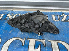 Load image into Gallery viewer, Frontscheinwerfer Mercedes-Benz Viano A4479067700 1EL01128417 Rechts oder Links