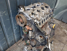 Laden Sie das Bild in den Galerie-Viewer, Motor Toyota Avensis T250 2.0 140TKm 2003 Diesel Engine Unkomplett MOT8730503133ez