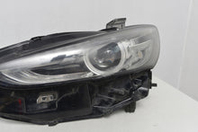 Laden Sie das Bild in den Galerie-Viewer, Frontscheinwerfer Mazda III GRF5-51040 LED Links Scheinwerfer Headlight