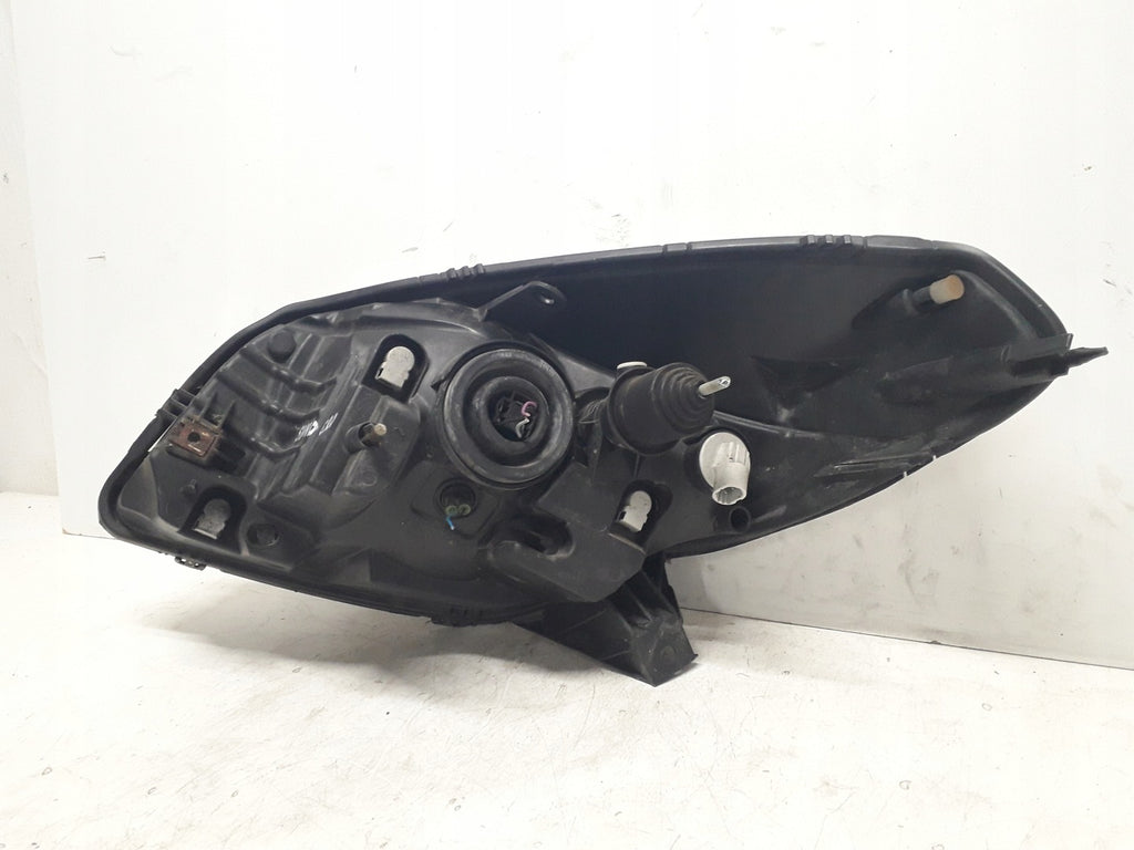 Frontscheinwerfer Dacia Sandero 8200733877- Rechts Scheinwerfer Headlight