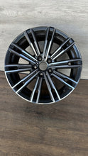 Laden Sie das Bild in den Galerie-Viewer, 1x Alufelge 18 Zoll 8.5" 5x112 40ET 8089891 BMW G21 G20 Rim Wheel FEL5587715248bb