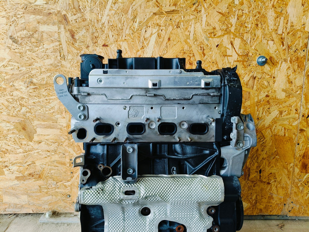 Motor VW Passat Variant DXP 2.0 TDI 110kW 7TKm 2024 Diesel Engine Unkomplett