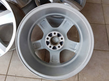 Load image into Gallery viewer, 4x Alufelge 17 Zoll 7.5&quot; 5x112 28ET Glanz Silber GP711MB Audi Allroad Rim Wheel