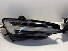 Load image into Gallery viewer, Frontscheinwerfer Volvo S60 V60 32338020 Full LED Ein Satz Headlight SCH8936416430bc