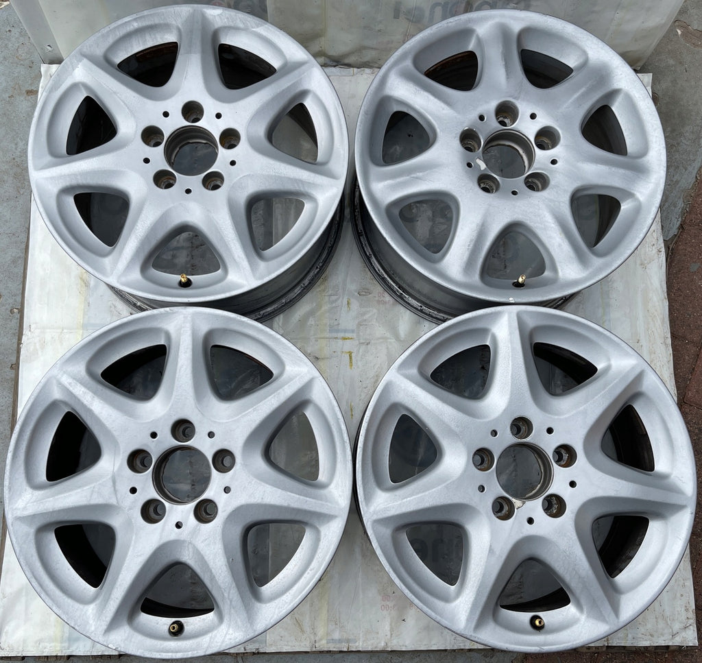 4x Alufelge 16 Zoll 7.5" 5x112 46ET Glanz Silber A2204012302 Mercedes-Benz