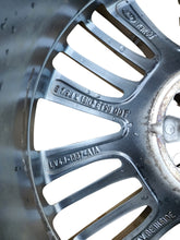 Load image into Gallery viewer, 1x Alufelge 18 Zoll 7.5" 5x108 50ET Glanz Grau LV4J-1007-A1A Ford Kuga Rim Wheel FEL7071568935ka