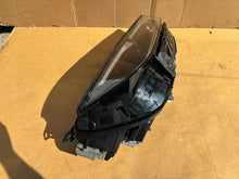 Load image into Gallery viewer, Frontscheinwerfer BMW IX I20 9851808 Laser Rechts Scheinwerfer Headlight SCH5259101997fz