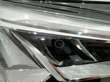 Laden Sie das Bild in den Galerie-Viewer, Frontscheinwerfer BMW X1 4A27812-01 LED Rechts Scheinwerfer Headlight SCH1171739101lz