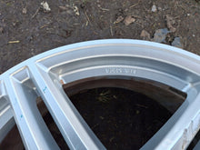 Laden Sie das Bild in den Galerie-Viewer, 4x Alufelge 19 Zoll 8.5" 5x112 44ET KBA52381 Rim Wheel FEL2466923195bj