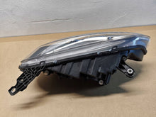 Laden Sie das Bild in den Galerie-Viewer, Frontscheinwerfer Fiat Doblo 10500748 Links Scheinwerfer Headlight SCH2886882040qq