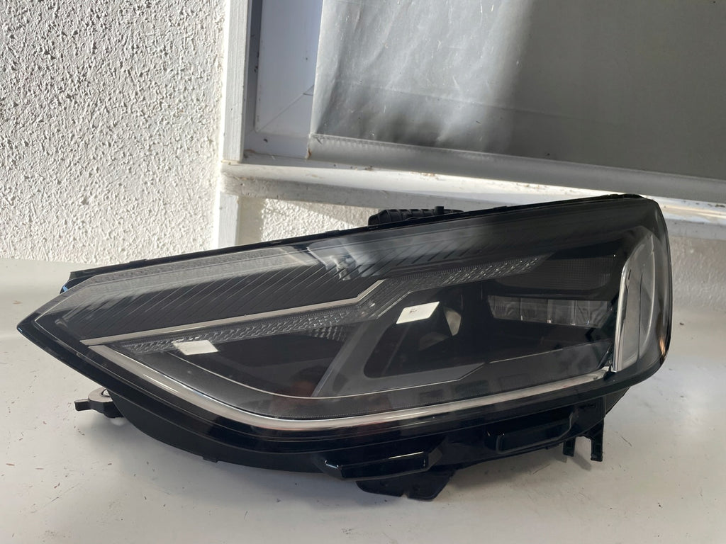 Frontscheinwerfer Audi A4 B9 8W0841011 LED Ein Stück (Rechts oder Links)