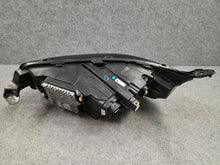 Laden Sie das Bild in den Galerie-Viewer, Frontscheinwerfer VW Transporter S74113E016 LED Rechts Scheinwerfer Headlight SCH6670628656in