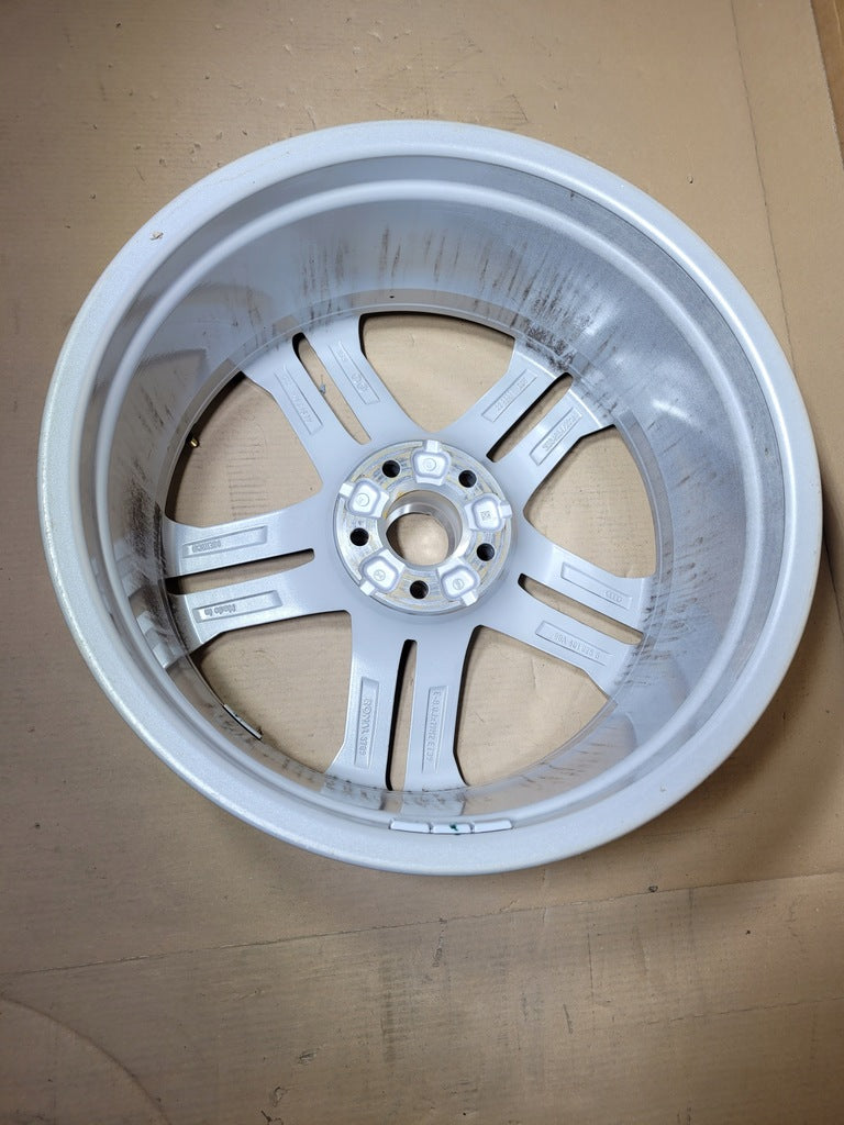 1x Alufelge 19 Zoll 8.0" 5x112 39ET Glanz Silber 80A601025 Audi Q5 Rim Wheel FEL5725152395ef