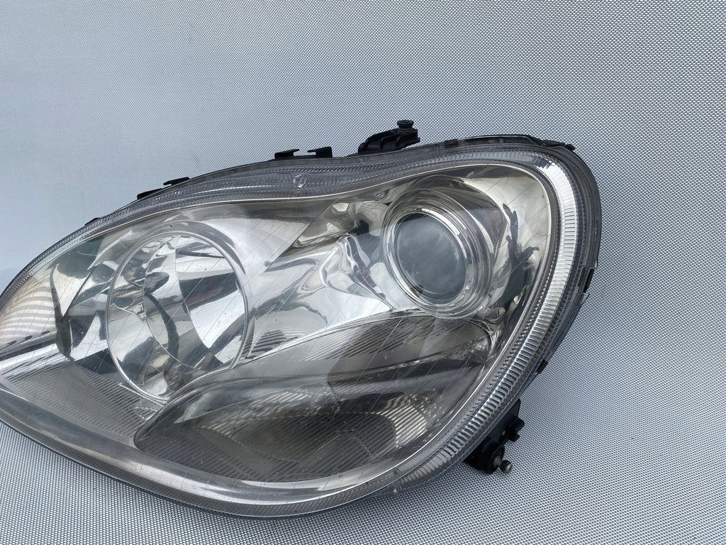 Frontscheinwerfer Mercedes-Benz W220 A2208203761 Xenon Links Headlight SCH5386265815uo