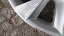 Laden Sie das Bild in den Galerie-Viewer, 1x Alufelge 17 Zoll 7.0" 5x100 Lexus Es Rim Wheel FEL4216968478zc