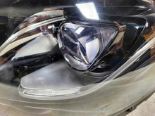 Laden Sie das Bild in den Galerie-Viewer, Frontscheinwerfer Mercedes-Benz Gls X166 A1669064503 Full LED Rechts oder Links