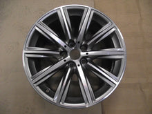Load image into Gallery viewer, 1x Alufelge 18 Zoll 8.0" 5x112 30ET Glanz Graphit 6874441 BMW 5 G31 G30 FEL2063740906ag