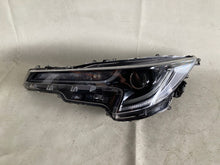 Load image into Gallery viewer, Frontscheinwerfer Toyota Corolla 81150-02S70 LED Links Scheinwerfer Headlight SCH9019478221xn